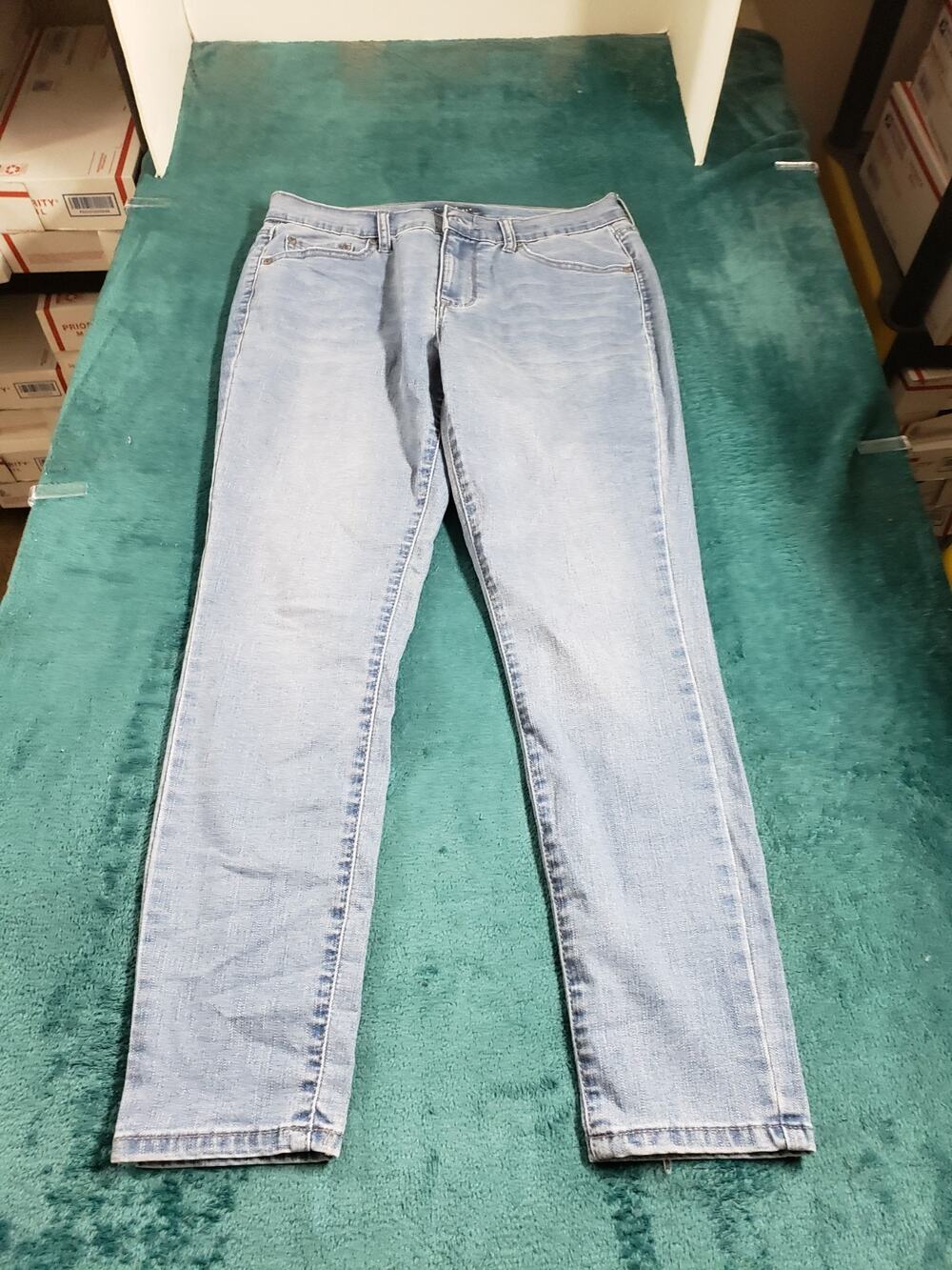Aeropostale Jeans Size 8 Short Women Blue Pants Stretch Denim High Rise Jegging
